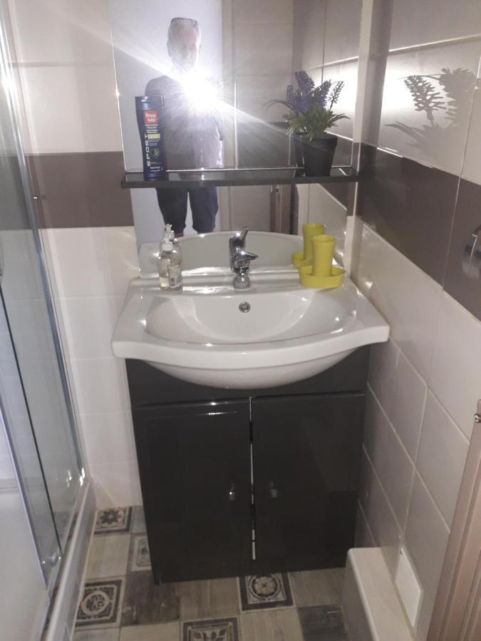 פרפיניין Residence D'Anjou - Grand Studio Avec Balcon Et Parking Privatif מראה חיצוני תמונה